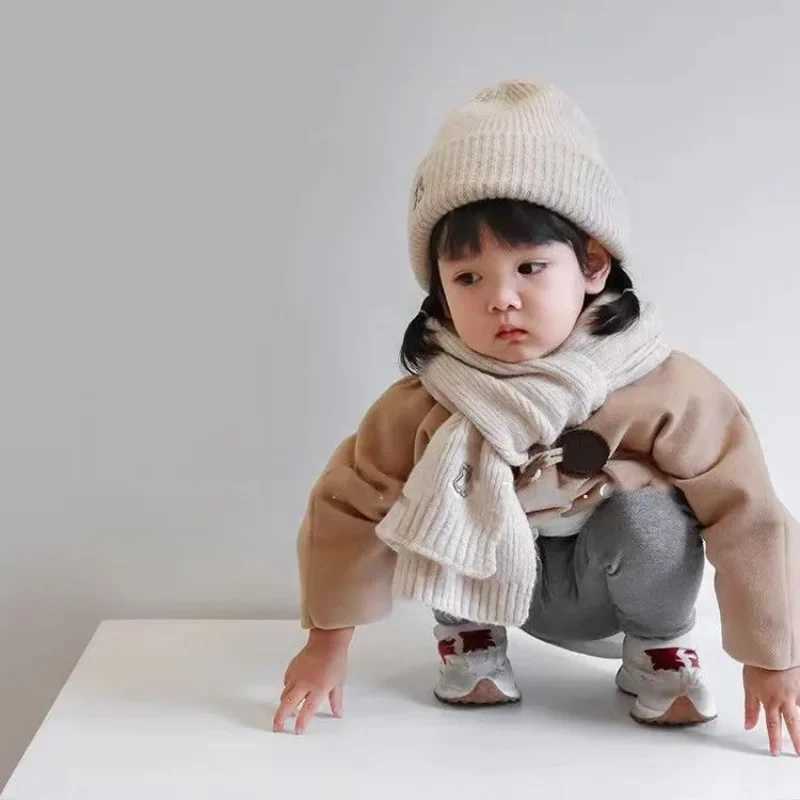 New Fashion Warm Hat Scarf Set Suitable for Children Boys Girls Chick Bear Knitted Hats Winter Warm Bean Scarf Set W241213