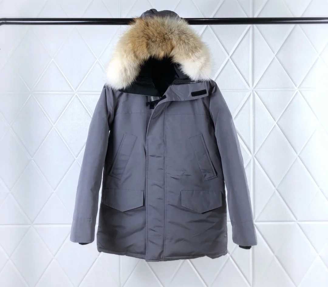 Classic mens down jacket waterproof and warm outdoor Parka luxury brand real coyote down jacket high-quality W241213