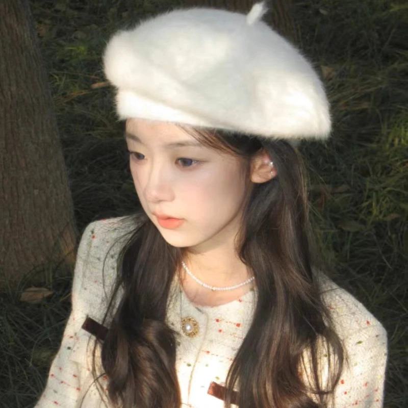 Winter Angora Rabbit Fur Berets for Woman Solid Color Beret Comfortable Plush Korean Berets Girls Shopping Caps Boina 241214