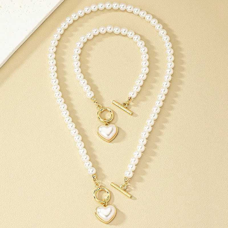 KMVEXO 2pcs Elegant Pearl Heart Pendant Necklaces Bracelet Set Women Imitation Pearls Chain OT Buckle Korean Jewelry Sets GirlsXJ241214