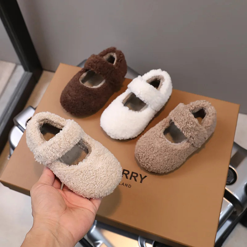 Autumn Winter Children Furry Shoes Fashion Warm Kids Princess Shoes Korean Style Shallow Girls Shoe Cover Toe Plush Flat Shoes 241213