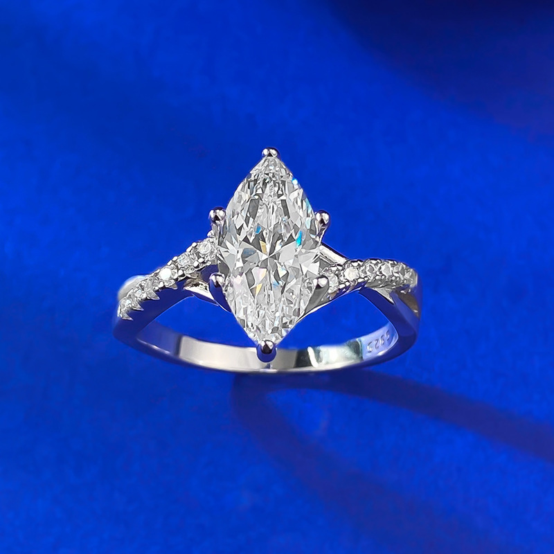Choucong Brand New Wedding Rings Luxury Jewelry Handmade Genuine 100% S925 Sterling Silver Marquise Cut White Moissanite Diamond Elegant Women Engagem