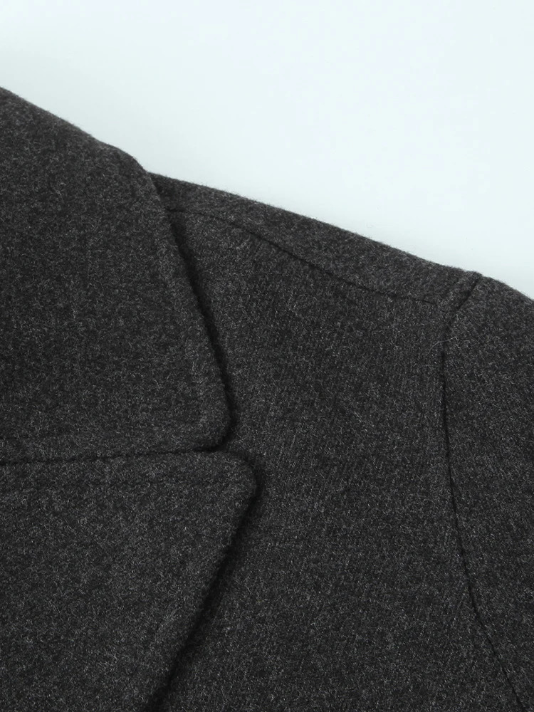 Autumn and Winter Fashion Womens Allmatch Doublebreasted Wool Lapel Longsleeved Short Coat Jacket 241209