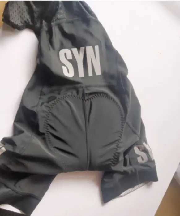High quality Pro Team Black Bib Shorts With Gel Pad with reflective hot stamping SYN Road Bike Race Cycling BottomXJ241214