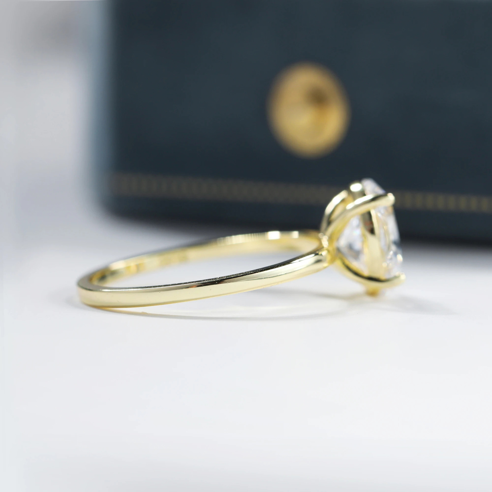 Simple 1ct 2ct 3ct Ring 925 Sterling Silver Ring For Women Oval Cut Solitaire Gold Plated Jewelry with Certificates 241214