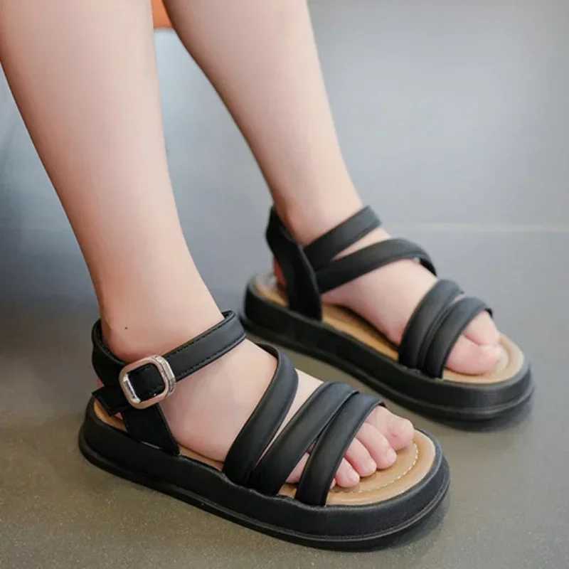 Sandals 2024 New Simple Girls Sandals Children Fashion Non-slip Hook Loop Kids Shoes Breatheable Open-toe Solid Color Cool Versatile H241213