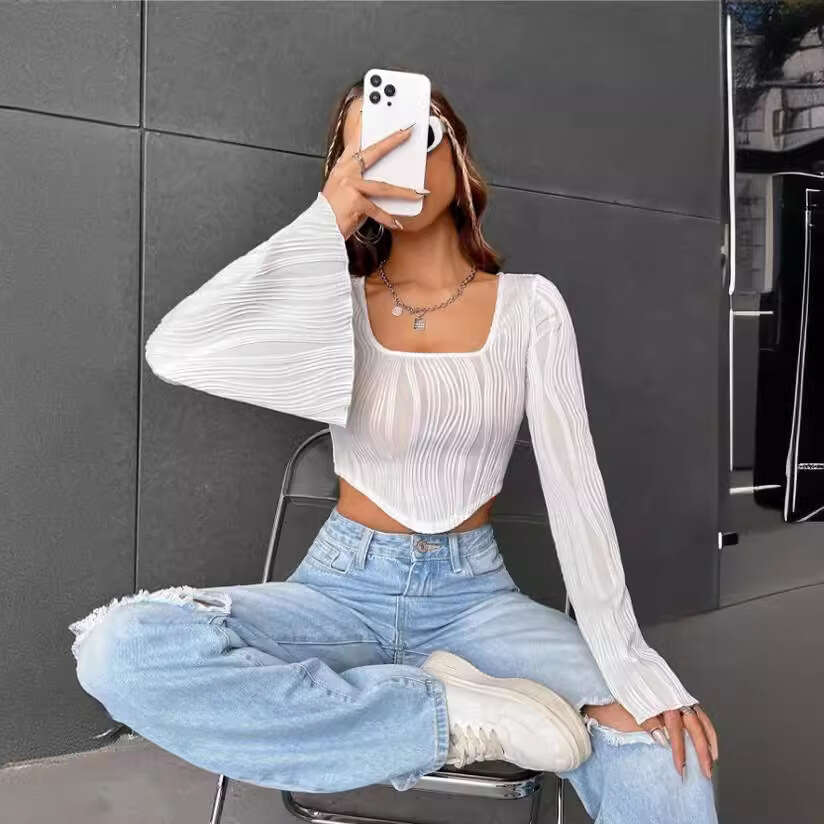 Women's 2024 Summer Thin U-neck Top with Water Wave Pattern, Slim Fit, Exposed Umbilical Speaker Long Sleeve T-shirt for Women