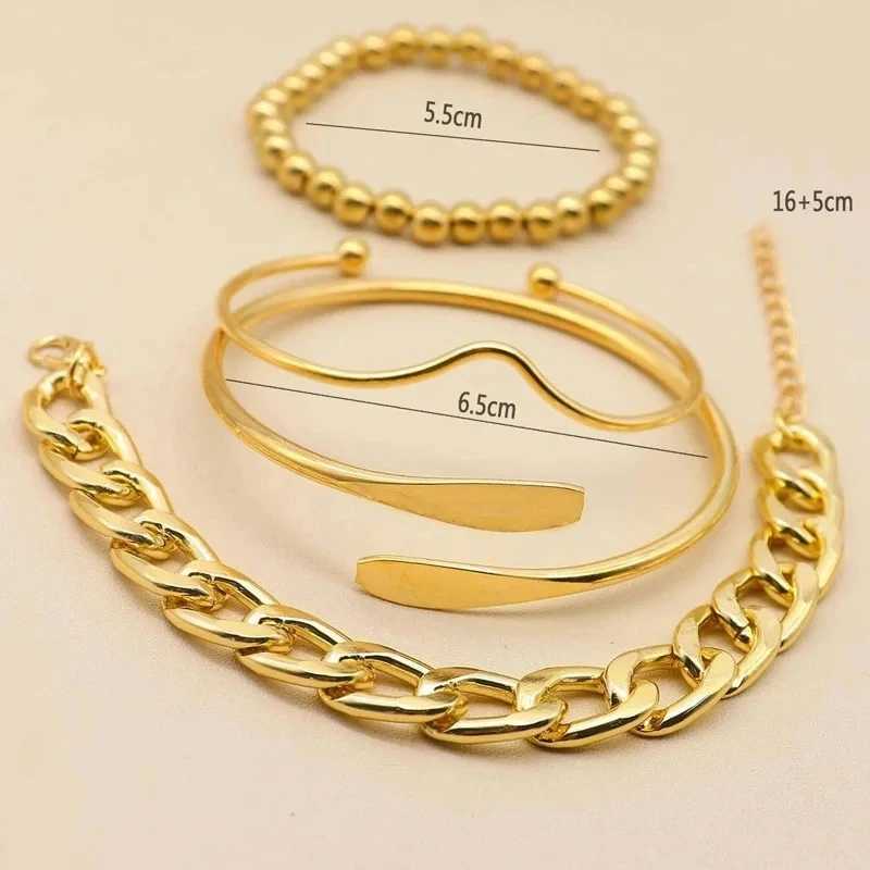 4pcs Punk Cu Cuban Chain Bracelets Set for Women Simple Thick Gold Color Charm Bracelets Fashion Jewelry Accories NewXJ241214