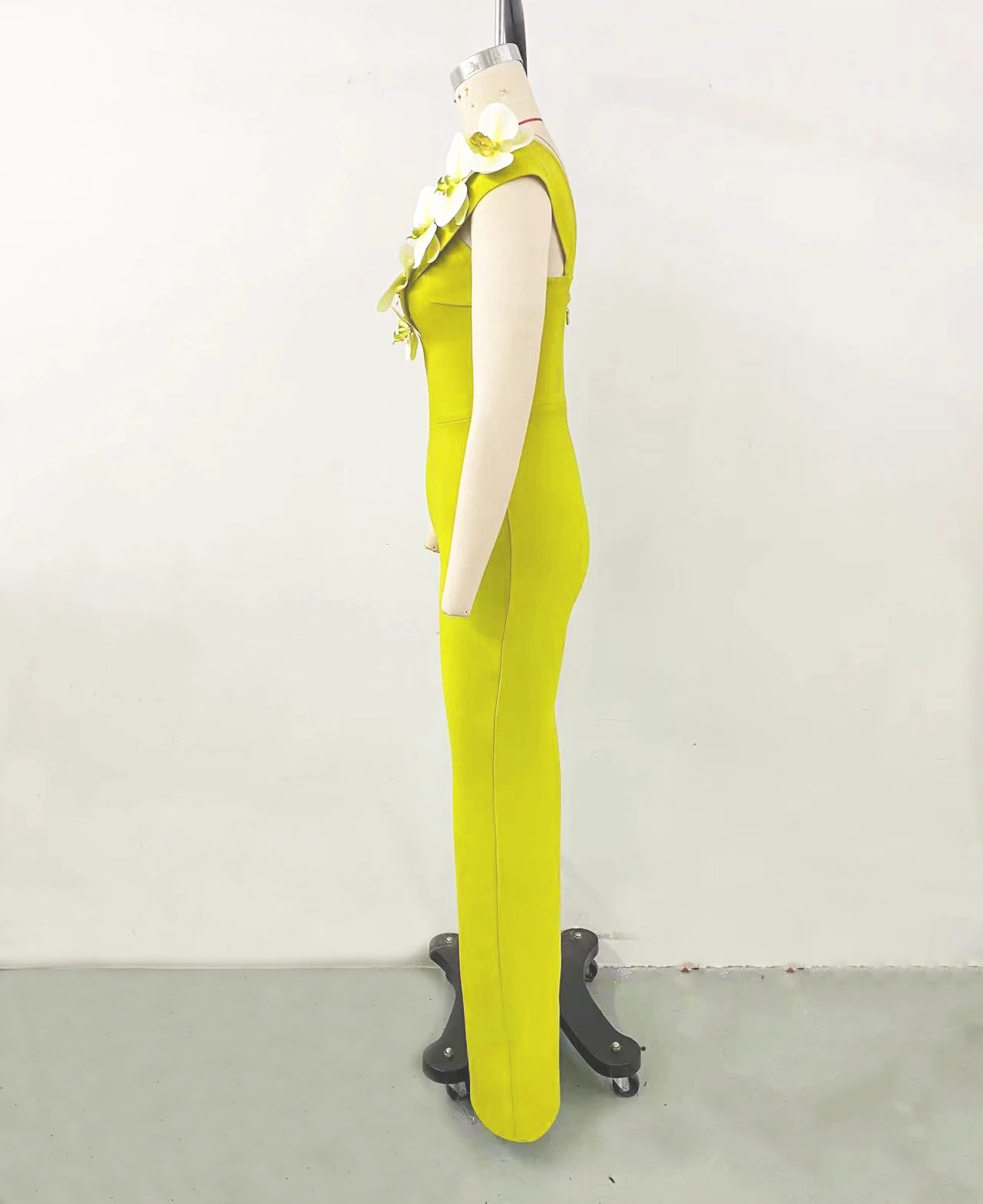High quality womens sexy shoulder dress celebrity evening elegant party flower one body sleeve 241212