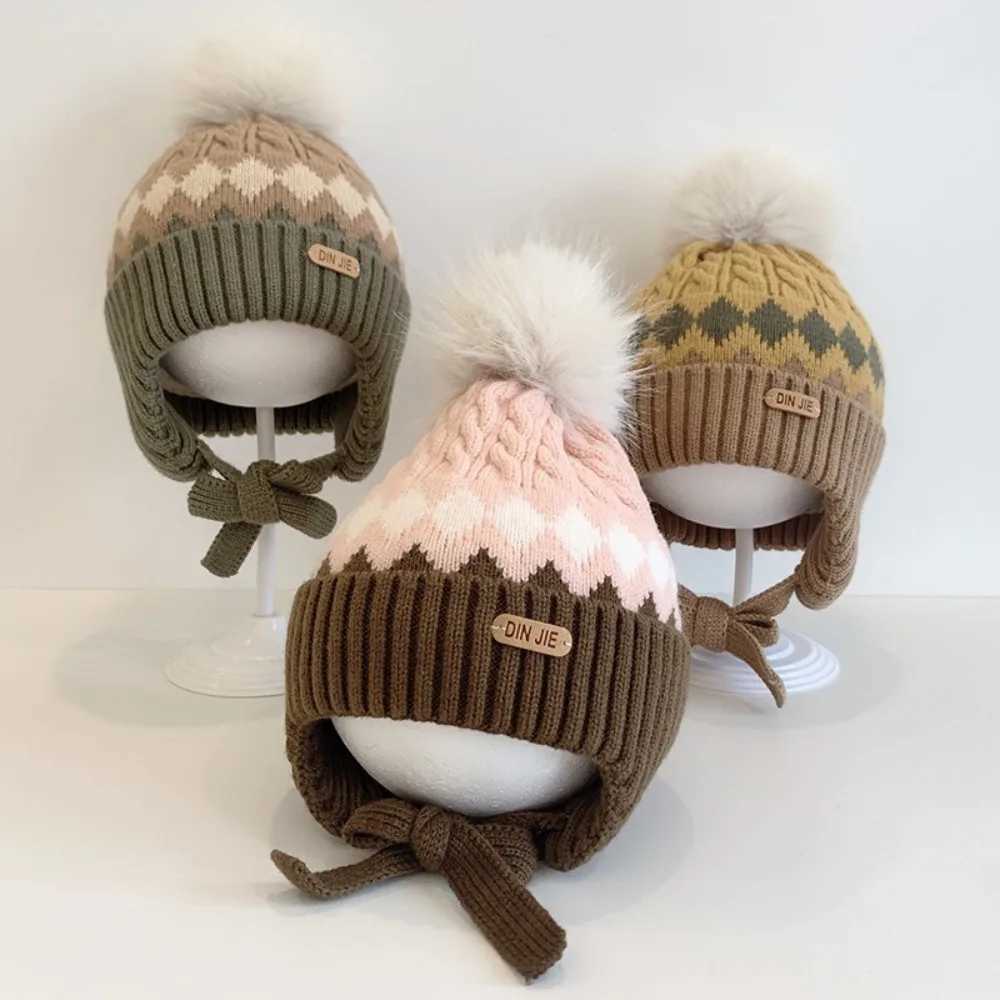 New 2-5 year baby knitted hat warm and thick childrens ear cap windproof knitted wool hat autumn and winter W241213