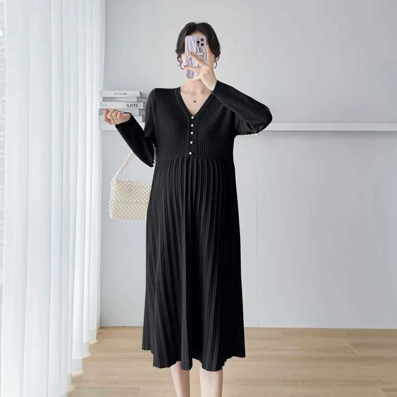 Pregnant Dresses 2024 Womens Spring 2024 New Fashionable V-neck Woolen Materni Clothes Elegant Chic Solid Color Korean SleXJ241213