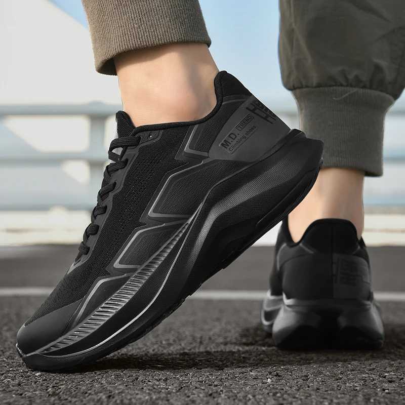 Mens Running Shoes New Professional Carbon Plate Sports Training Shoes Outdoor Non-slip Shock-absorbing Tennis ShoesC250304