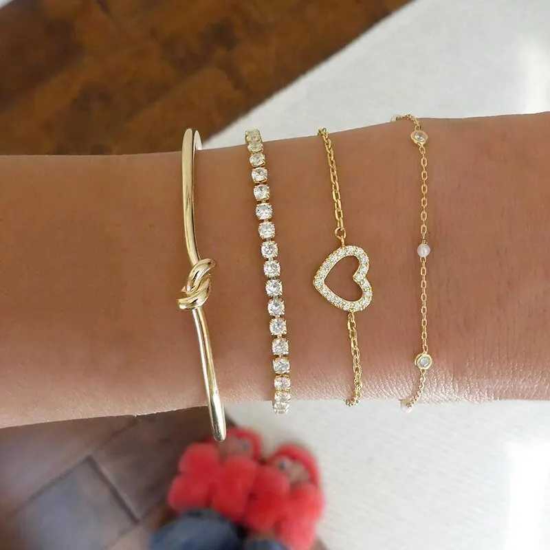 4-piece Set Of Ladies Simple Temperament Fashion Bracelet Set Knotted Zircon Gold-Color BraceletXJ241214