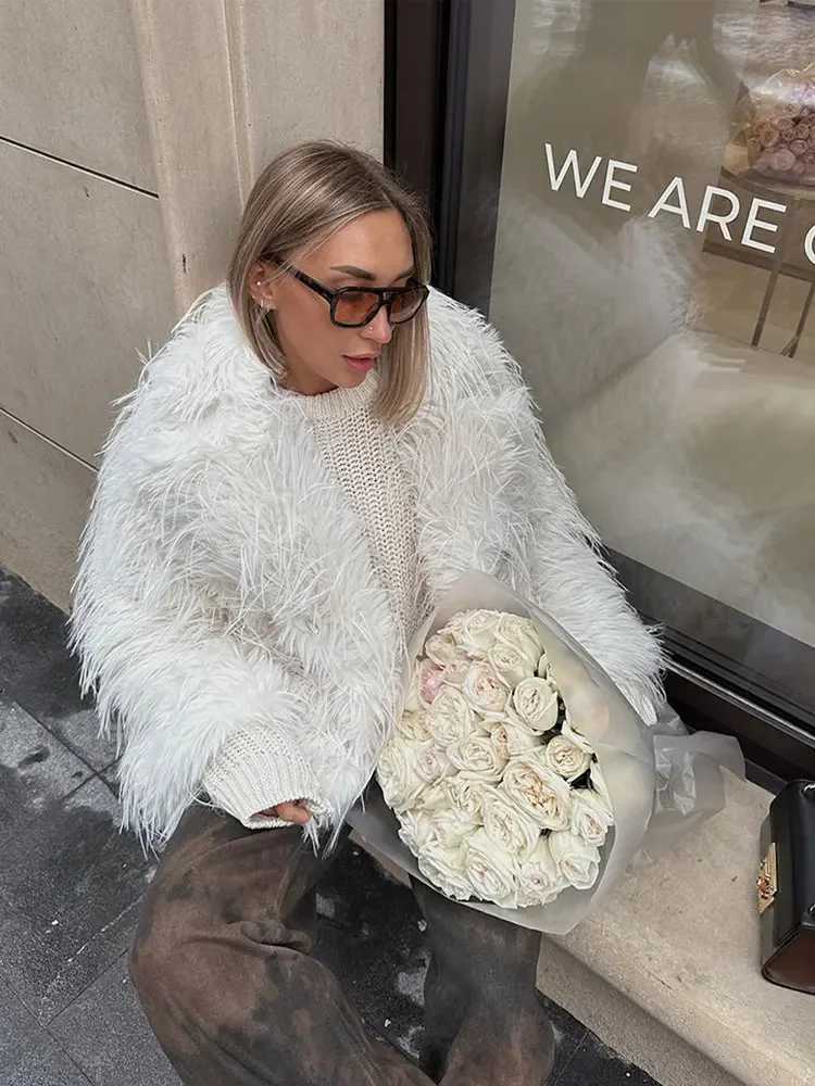 Fashionable solid fur faux fur womens coat elegant V-neck long Slve warm jacket 2024 new winter womens premium coat X241214