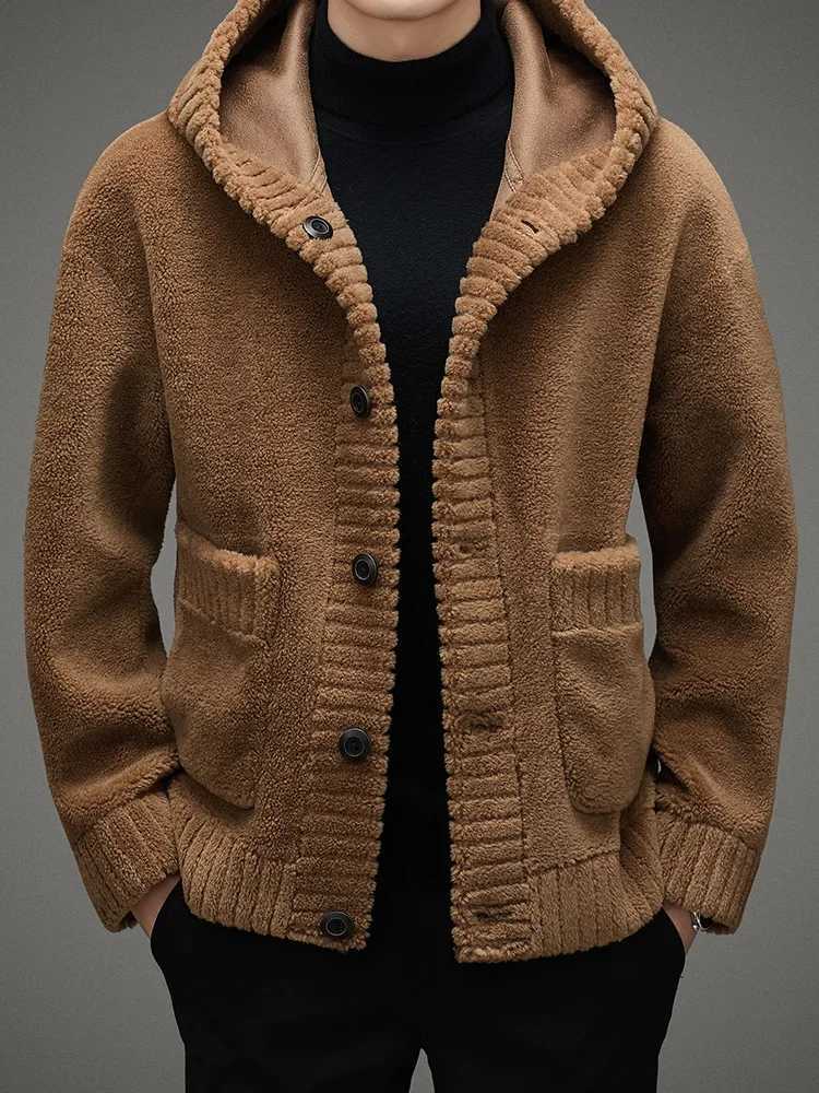 2024 Winter Mens New Sheep Wool Coat Mens Solid Warm Hooded Jacket Mens True Wool Coat F452 W241213