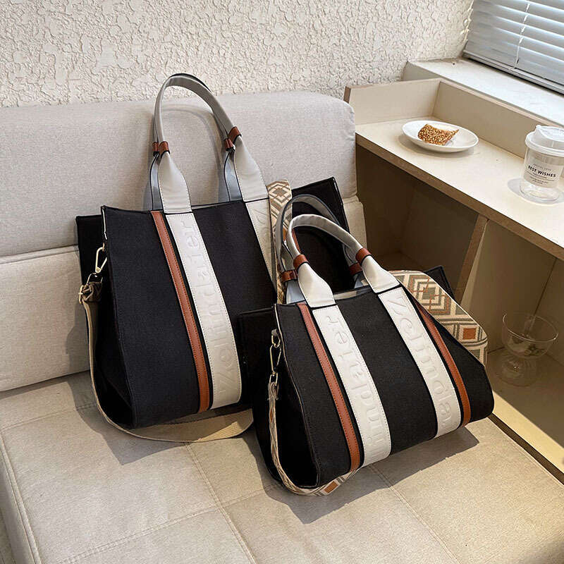 Female High-End Niche Tote Bag, New Color Blocking Handbag, Large Capacity Commuting Crossbody Bag