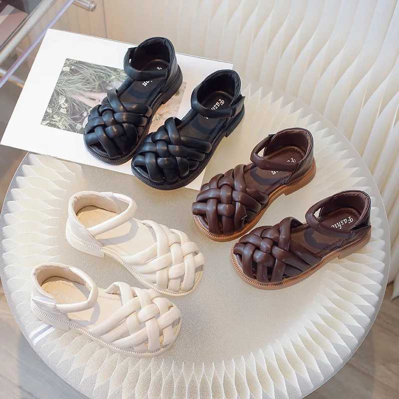 Sandals Children Sandals Girls Summer Hollow Out Roman Shoes 2024 Students Low Heel Gladiator Beach Shoes Weave Toe Girl Footwear H04193 H241213