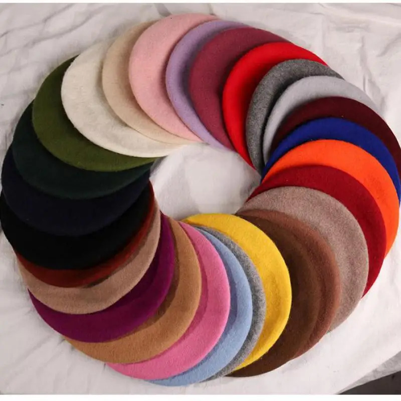 Winter hat womens beret painted autumn winter flat bottomed French artist girl retro warm casual 241210