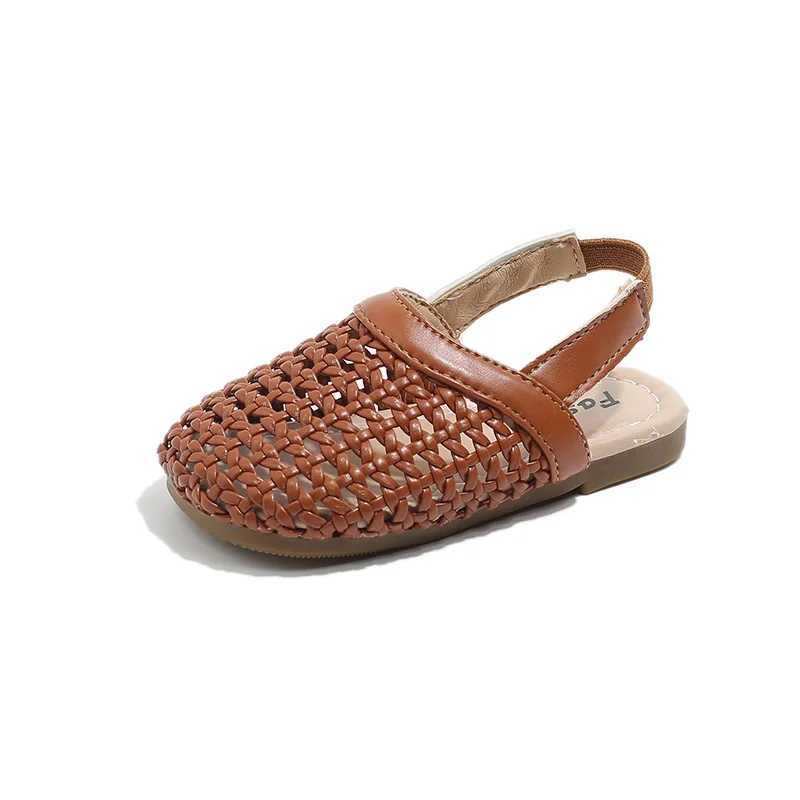 Sandals Children Sandals Hollow Closed Toe Girls Shoes Slides Soft Sole Breathable Princess Beach Sandals Kids Flats Roman Shoes H06156 H241213