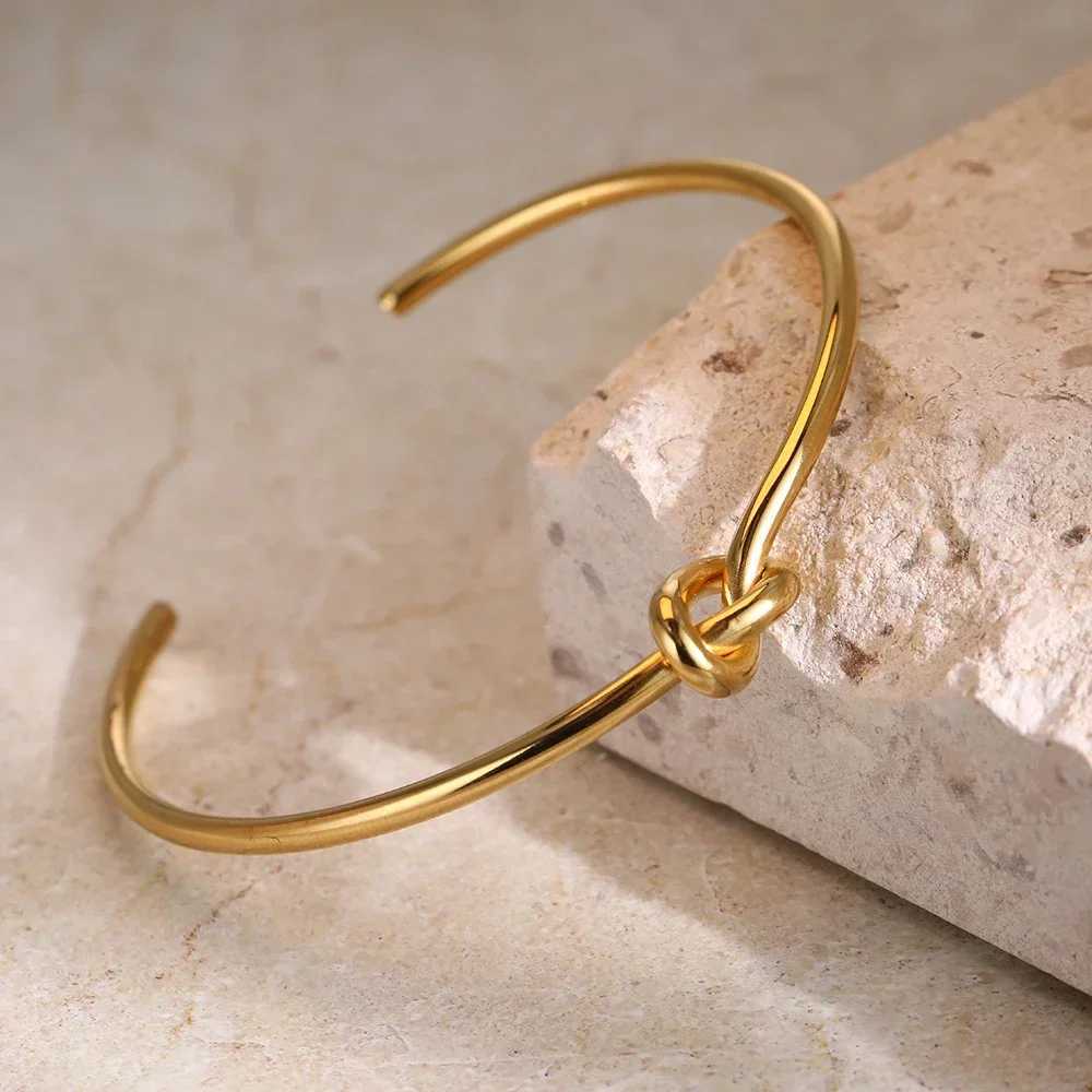 Stainl Steel Bracelets Vintage Mens Fashion Woven Twist Texture Bangles for Women Jewelry Statement Streetwear Goth GiftsXJ241214
