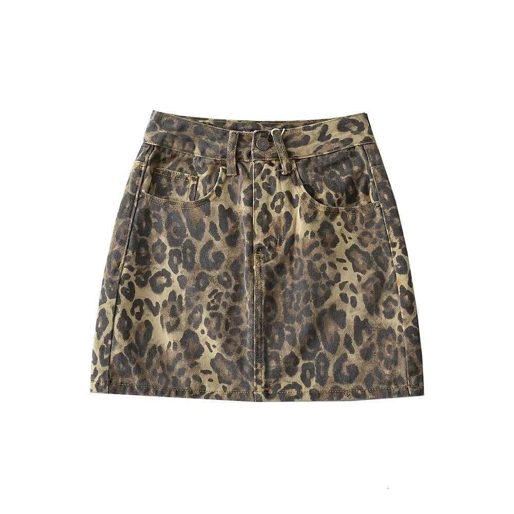 American sexy leopard print high waisted for women autumn and winter slim fit A-e denim short skirt 2024 new style temperament chic elegant clothing