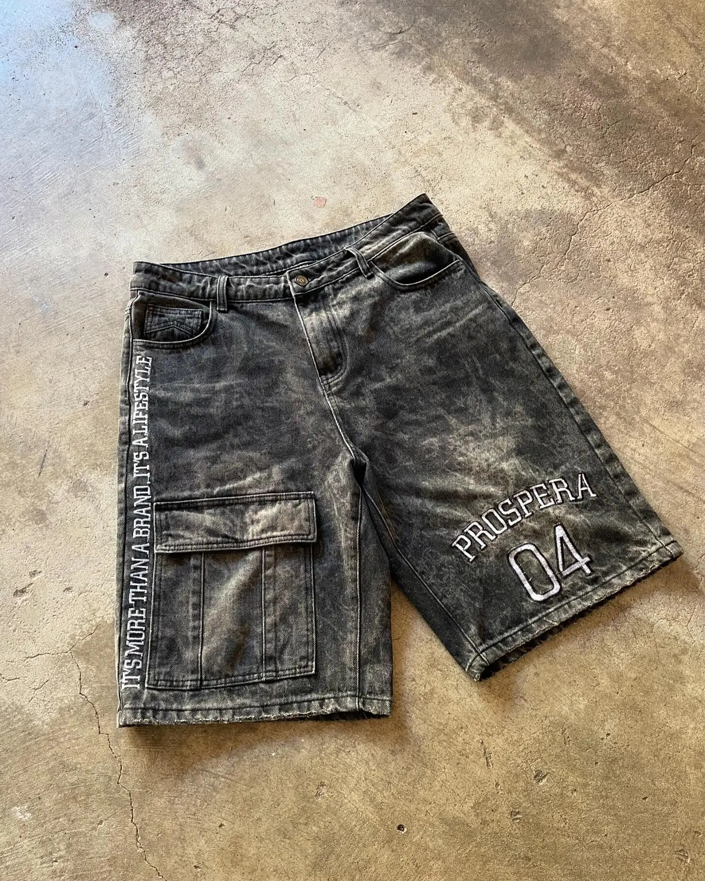 Y2k pants hiphop retro letter printed mens shorts loose casual sports denim Gothic 241211