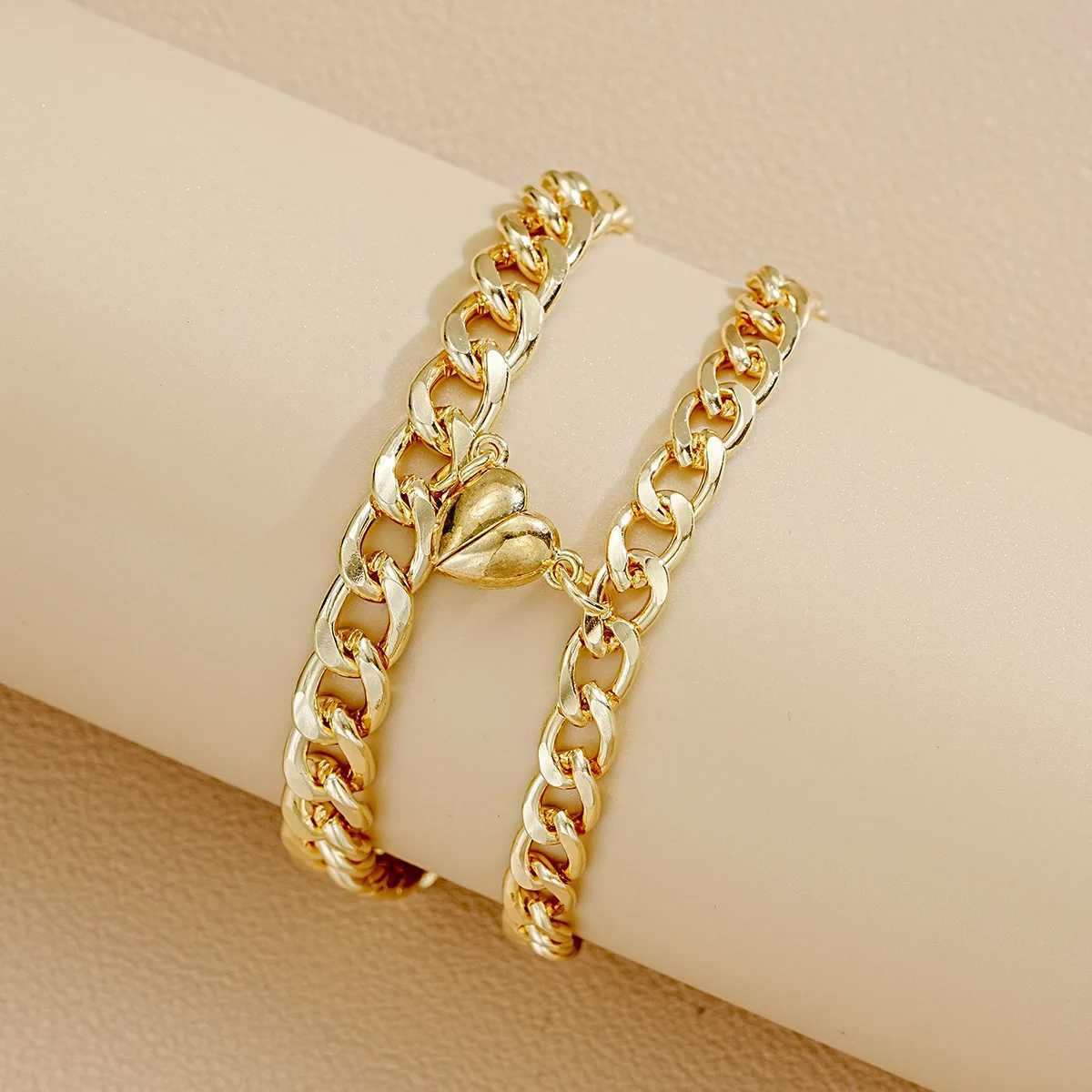 2Pcs/set Heart Magnet Couple Bracelets Heart Attraction Bracelet Charm Simple Cuban Chains Key Lock Jewelry Gifts XJ241214