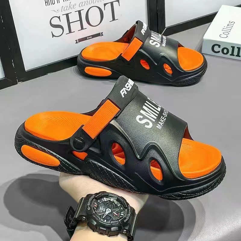 2025 free shipping new designer slippers for mens sunmmer black green white Thick bottom anti slip Beach shoes outdoor Leisure slippers