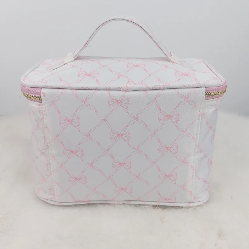 Large capacity travel makeup bag flower portable makeup storage bag printed nylon storage bag with handle 241212