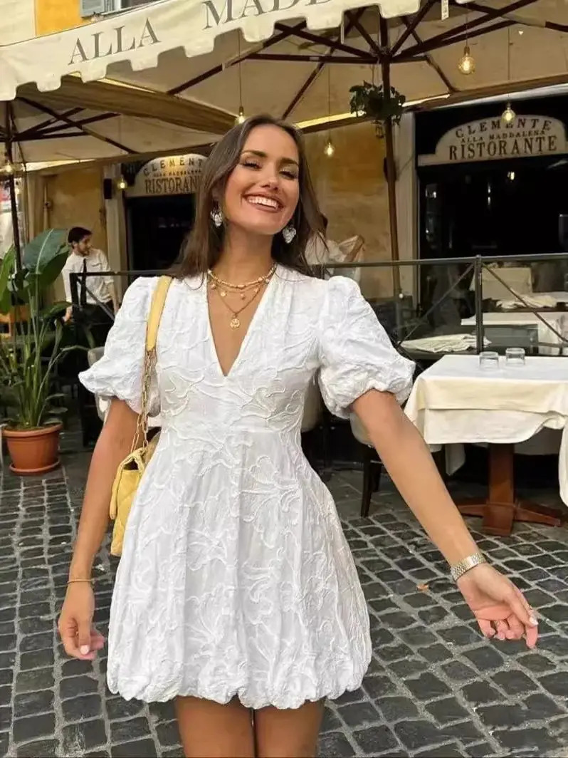 Ladies Solid Embroidered Short Style Elegant Summer Dresses Women White Casual Streetwear Mini Dress Female Robes Femme Vestidos 241213
