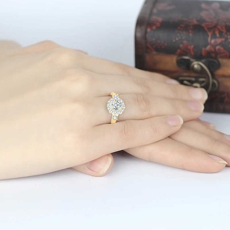 Lnngy Certified 06ct Round Cut Wedding Ring 10K Solid Gold Rings for Women Cluster Zircon Jewelry Gift 241213