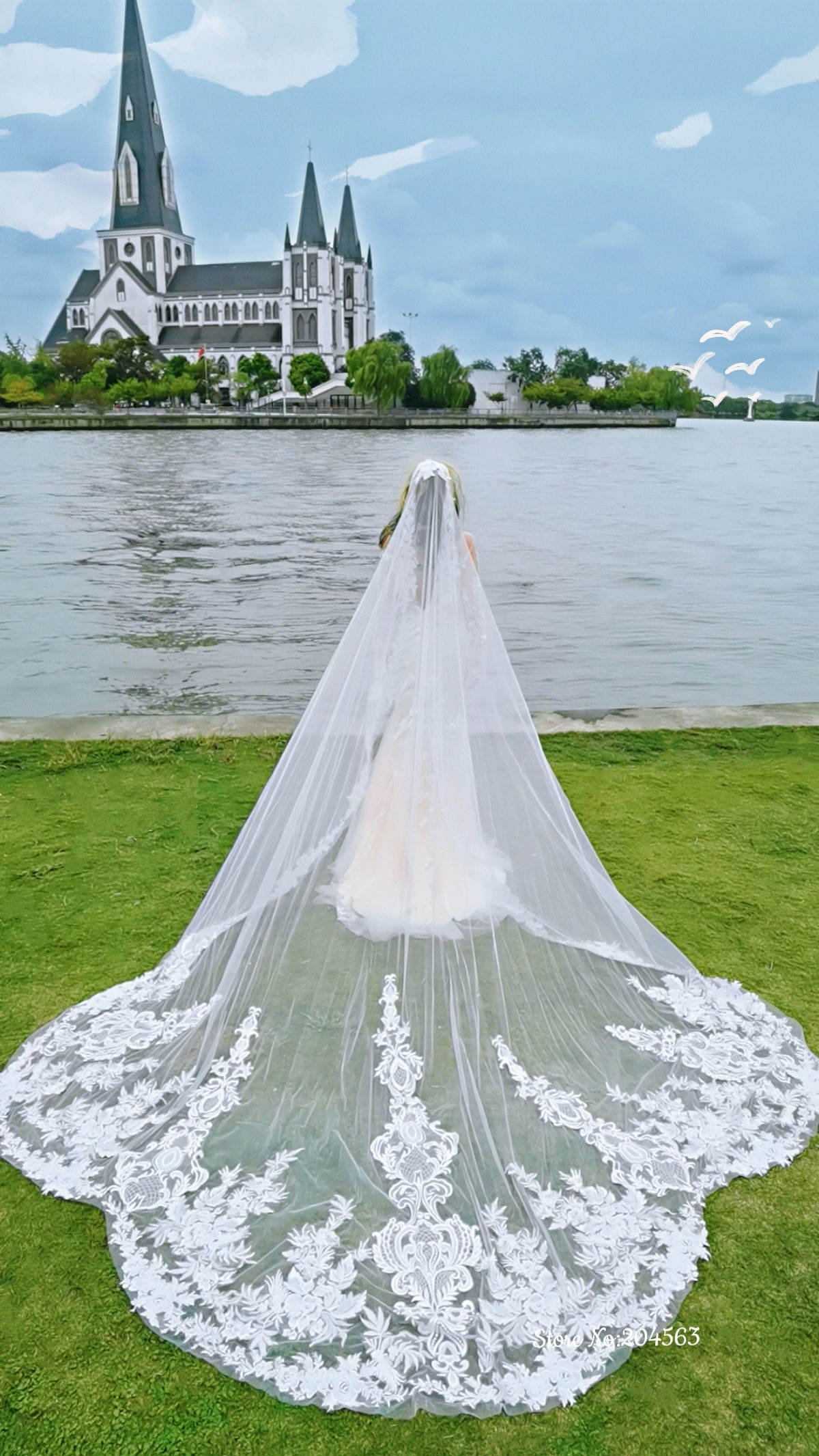 Top Fashion Cathedral Length Wedding Veil Promotion With Comb Two-Layers Veil Beautiful Lace Appliques Bridal Veils