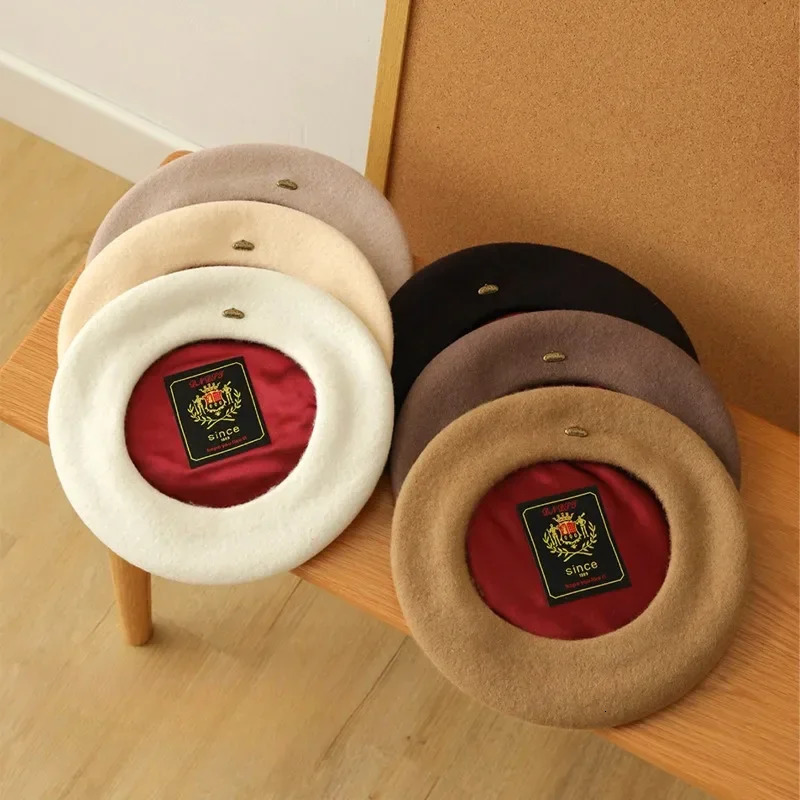 Womens Winter High Quality Wool Beret Metal Copper Buckle Solid Color Paint Hat Satin Embroidered Retro Beanie 241210