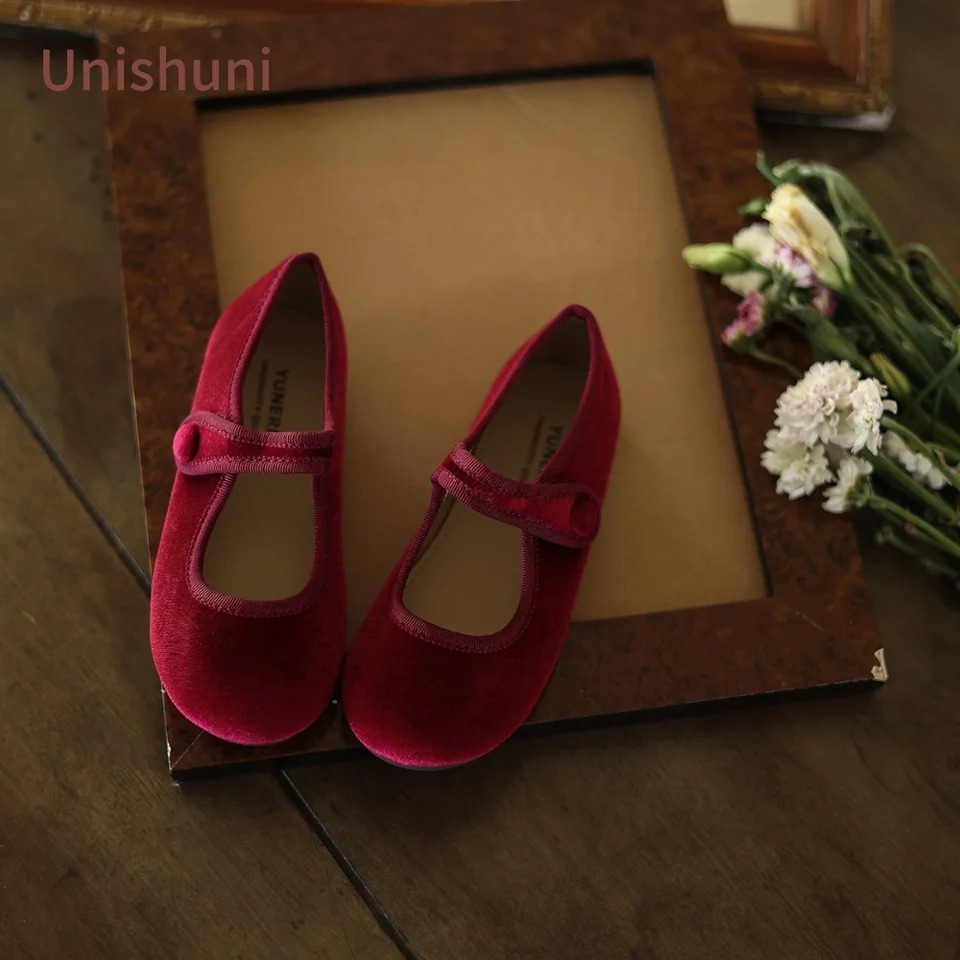 Unishuni Vintage Velvet Mary Jane Shoes for Girls Princess Casual Flats Children Round Toe Retro Red Green Flats Kids Dress Shoe 241213