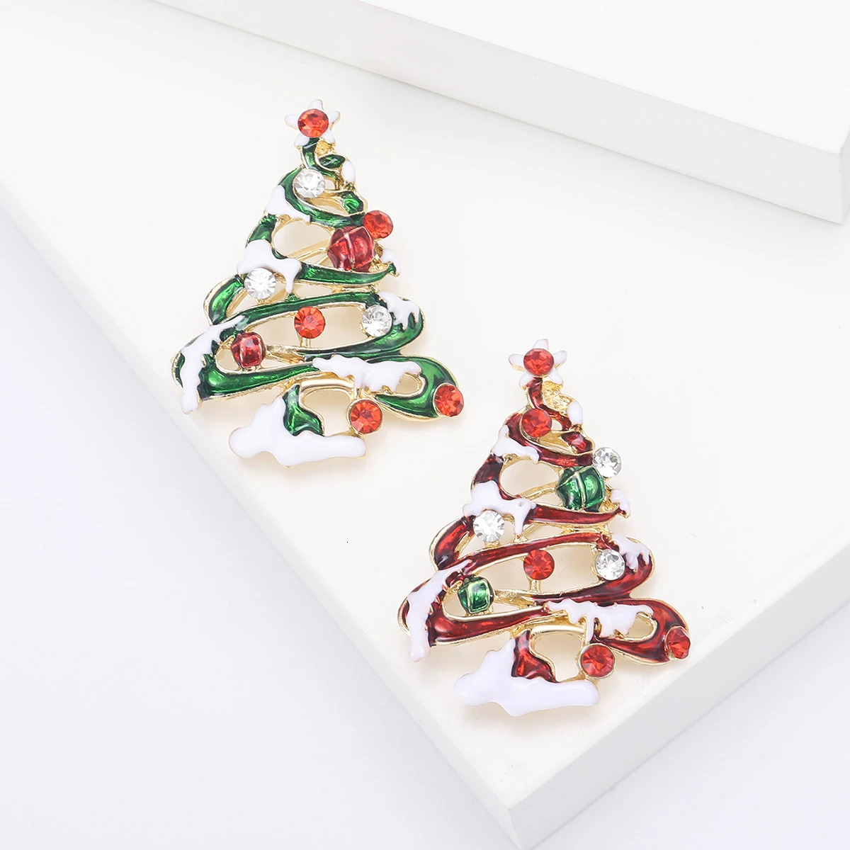 Christmas star tree brooch womens pearl plant party backpack gift jewelry accessories 241210