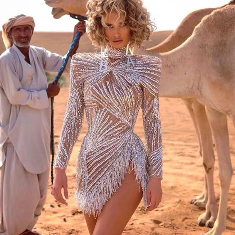 Spring/summer New Womens Long Sleeved Dress Sprinkled with Gold and Silver Tassel Split Evening Dress