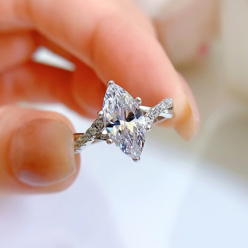 Choucong Brand New Wedding Rings Luxury Jewelry Handmade Genuine 100% S925 Sterling Silver Marquise Cut White Moissanite Diamond Elegant Women Engagem