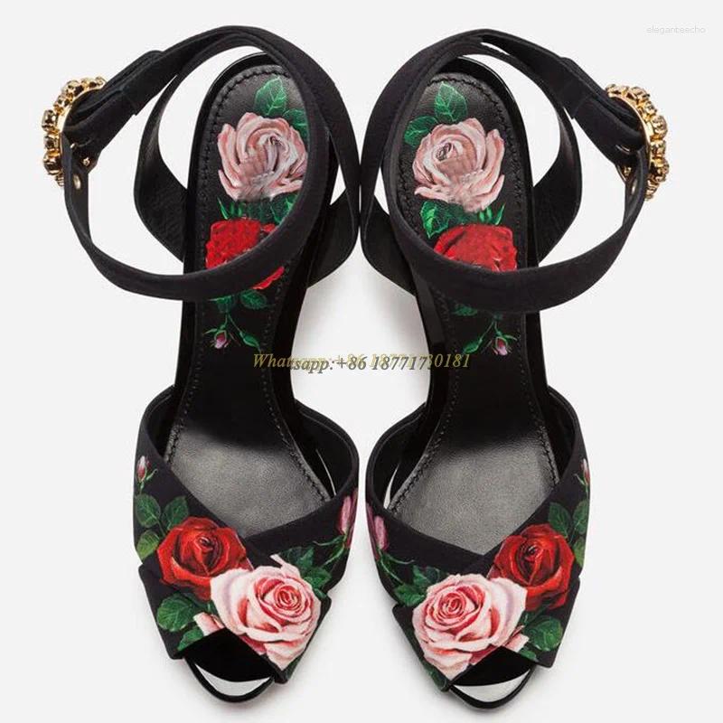 2025 S Fashion Designer Sandals Rose Wer Carved Heel Cross Strap Open Toe Summer Women S Products Retro Hollow Buckle High Heeled Shoes
