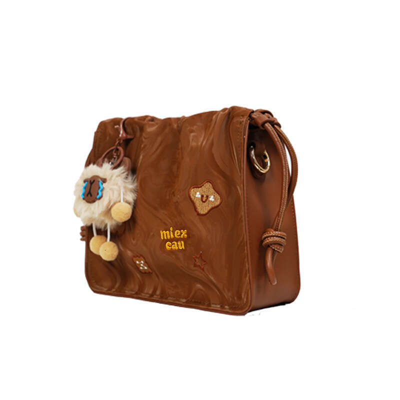2024 New Autumn/Winter Toast Women's Shoulder Crossbody Simple and Versatile Style Trendy Casual Bag