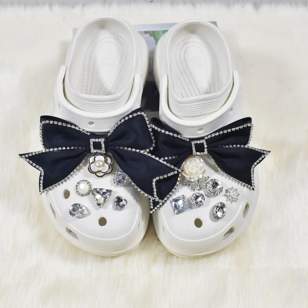 Shoe Charm DIY Camellia Pearl Diamond Bow Decorative Buckle for Hole Shoes Charm Set Accessories Childrens and Girls Gifts 241213