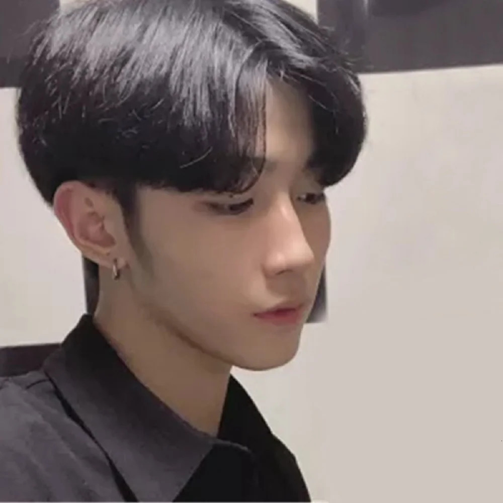 Mens Synthetic Fluffy Short Wig with Middle Parted Bangs Heat-resistant High Temperature Fiber Black DIY Styling Wig for Men 241213