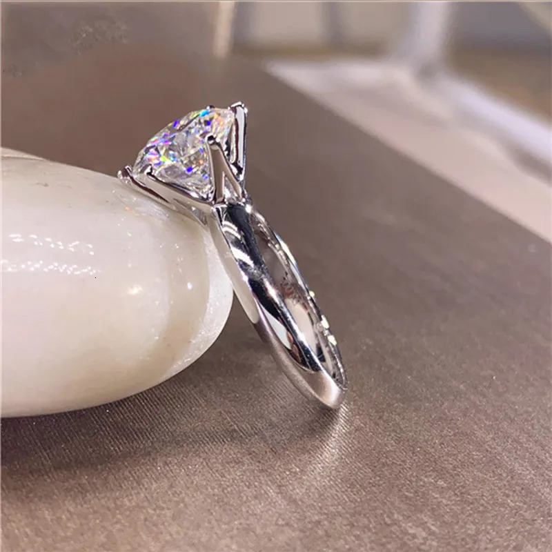 Classic 6 Prongs 5 Round Ring Sterling Silver Plated 14K Gold High Clarity D Color Diamond Rings Woman Jewelry 241214