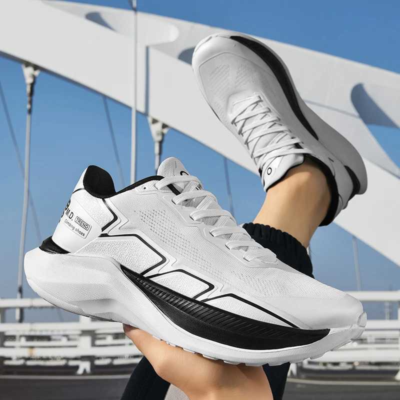 Mens Running Shoes New Professional Carbon Plate Sports Training Shoes Outdoor Non-slip Shock-absorbing Tennis ShoesC250304