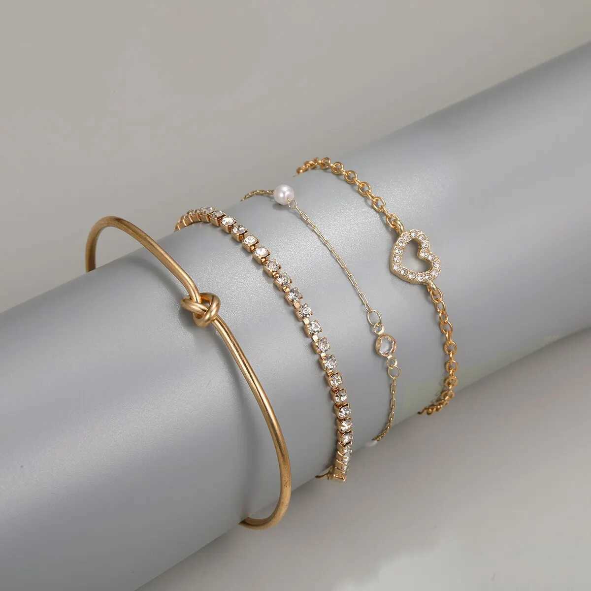 4-piece Set Of Ladies Simple Temperament Fashion Bracelet Set Knotted Zircon Gold-Color BraceletXJ241214
