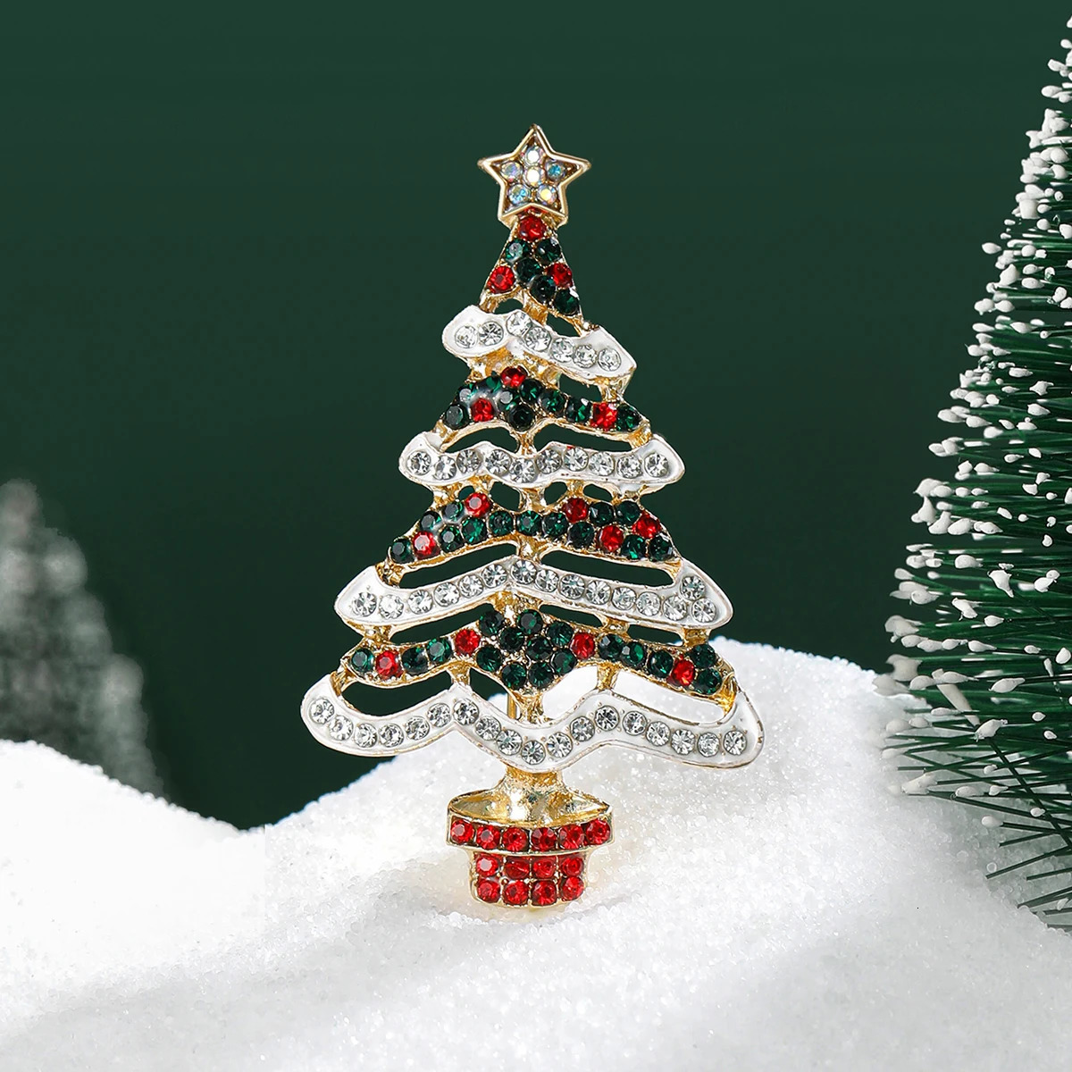 Christmas star tree brooch womens pearl plant party backpack gift jewelry accessories 241210