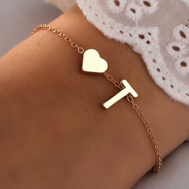 Fashion 26 English Letter Bracelet Womens Heart Metal Jewelry Holiday GiftsXJ241214