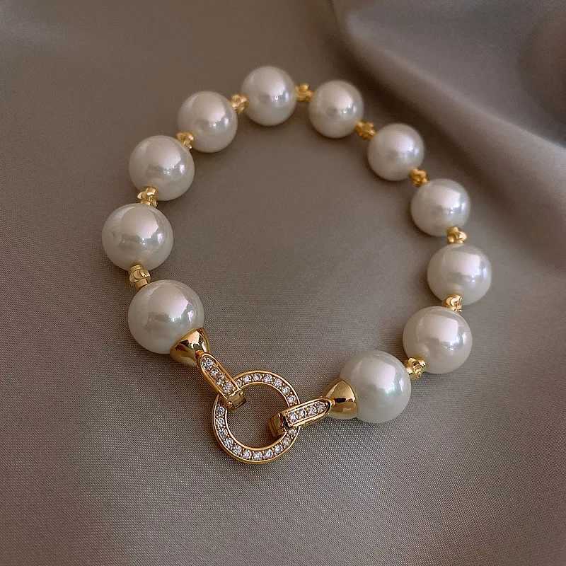 2024 New Arrival Retro Light Luxury Elegant Zircon Circle Pearl Bracelet For Women Fashion Sweet Crystal Jewelry Party GiftsXJ241214