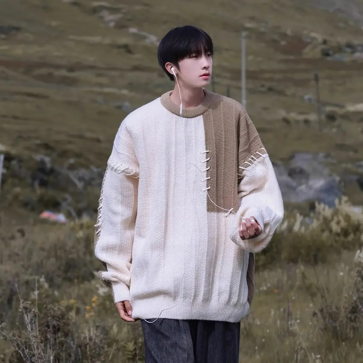 Pullovers Male Contrasting Colors Round Collar Oversize Mens Knit Sweater Crewneck Thick Knitwear Splicing Streetwear Harajuku 241213