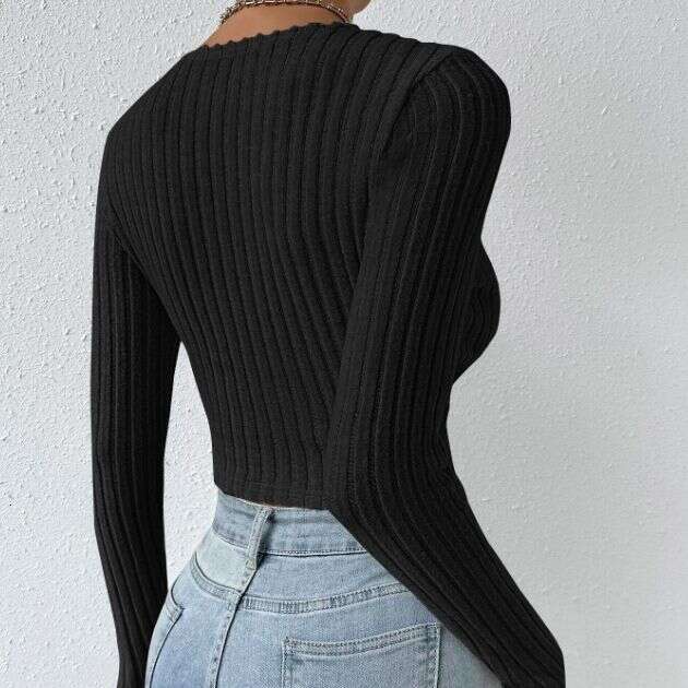 European and American 2023 autumn new short style spicy girl deep V-neck slim fit sexy long sleeved T-shirt for women