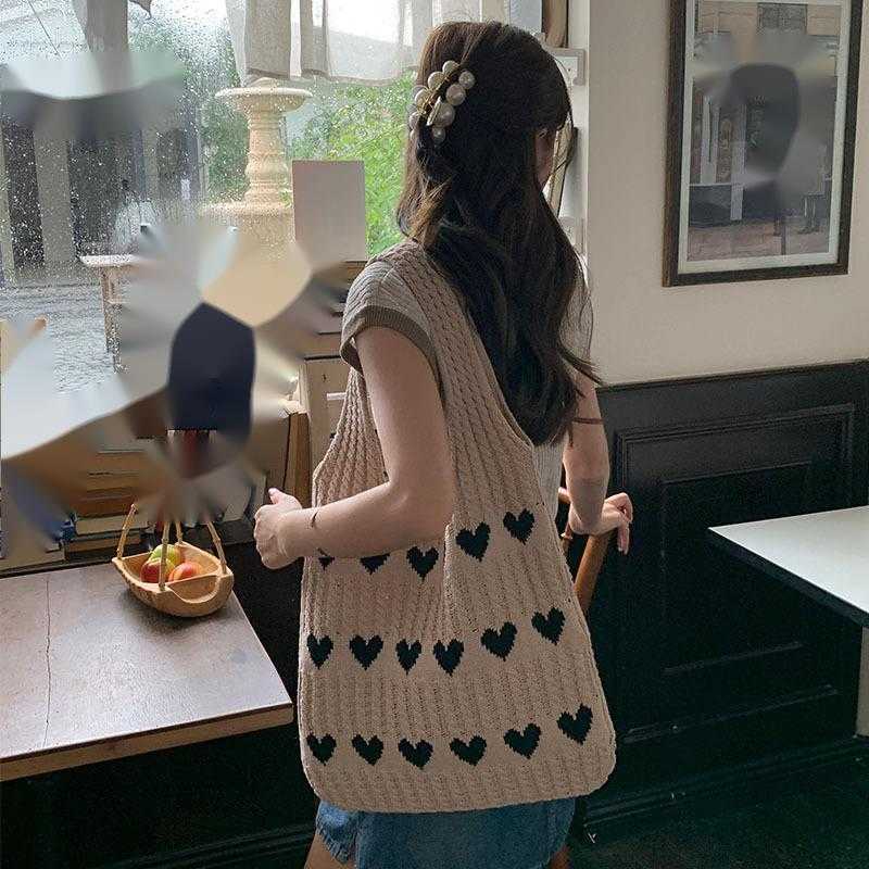 New Knitted Bag Woven Bag Love Womens Bag Premium and Exquisite Woolen Handheld Shoulder Bag Shopping Bag
